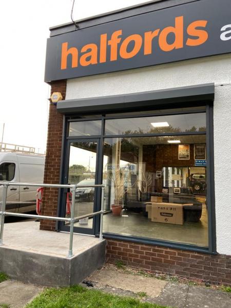 Shop, Leven Main Photo